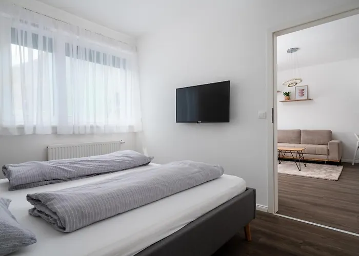 Bauer Downtown Apartment